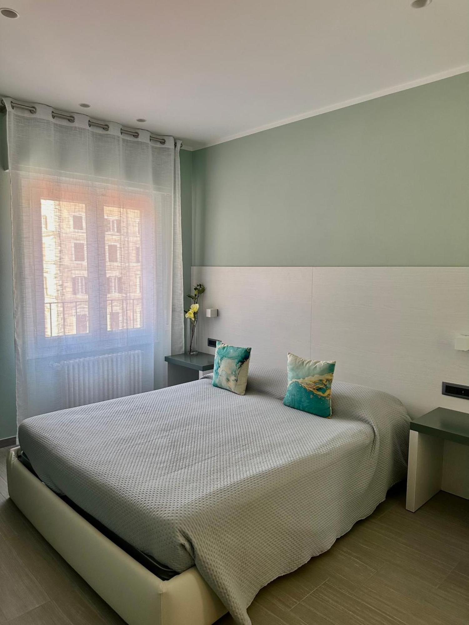 Real Rooms Dalia La Spezia Bagian luar foto
