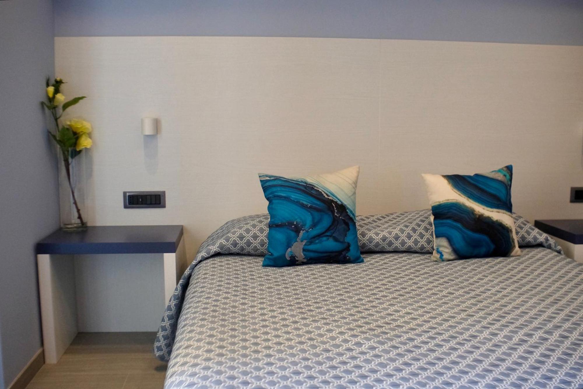 Real Rooms Dalia La Spezia Bagian luar foto