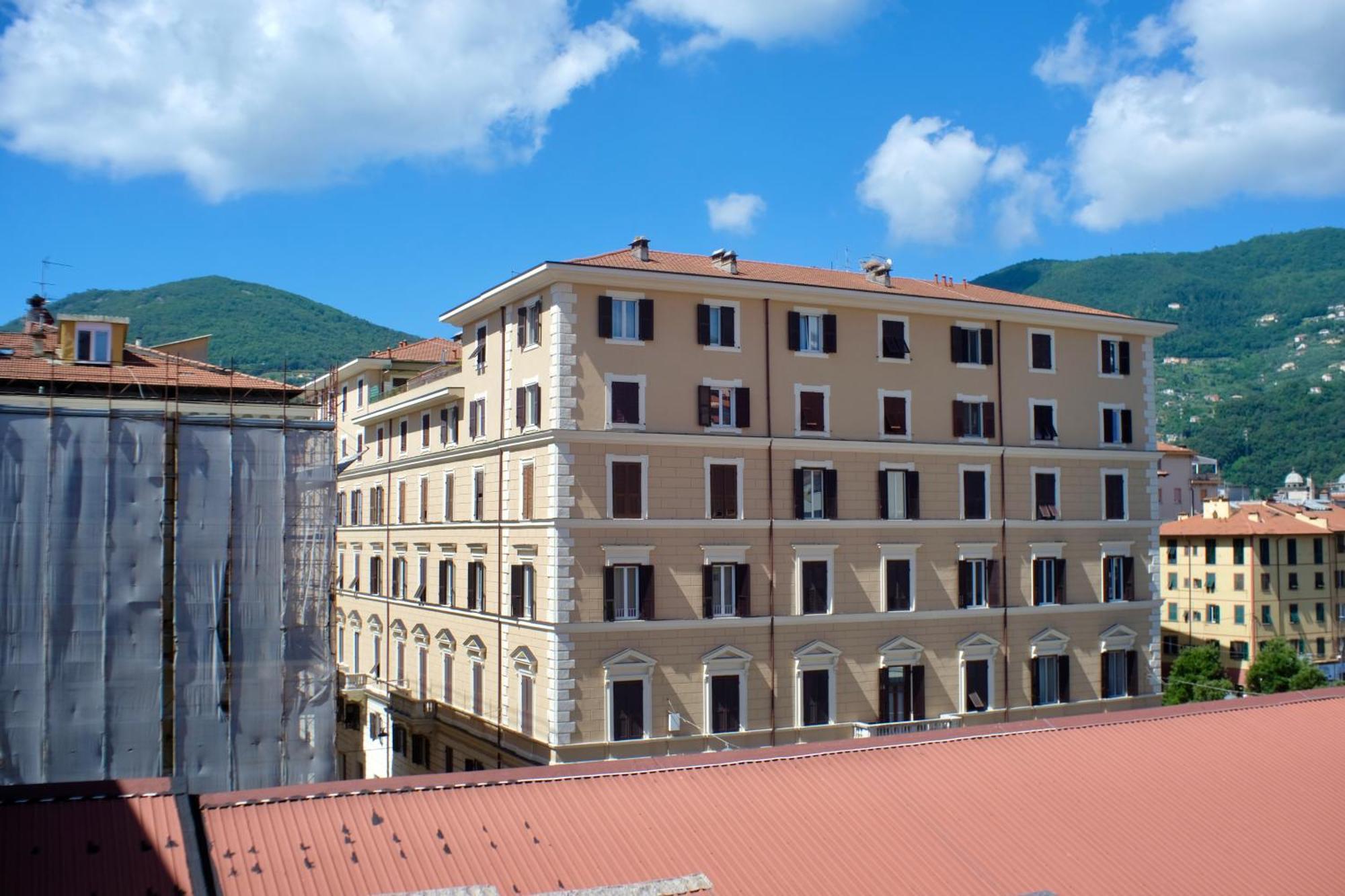 Real Rooms Dalia La Spezia Bagian luar foto