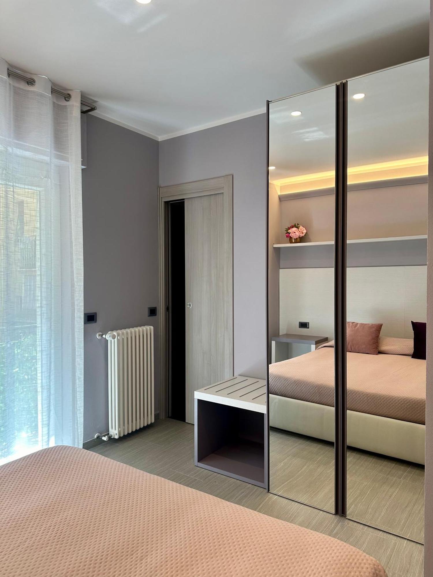 Real Rooms Dalia La Spezia Bagian luar foto